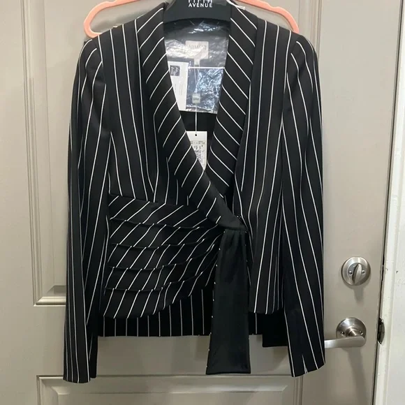 New Armani Collection black pinstripe blazer size 10 - Picture 3 of 12